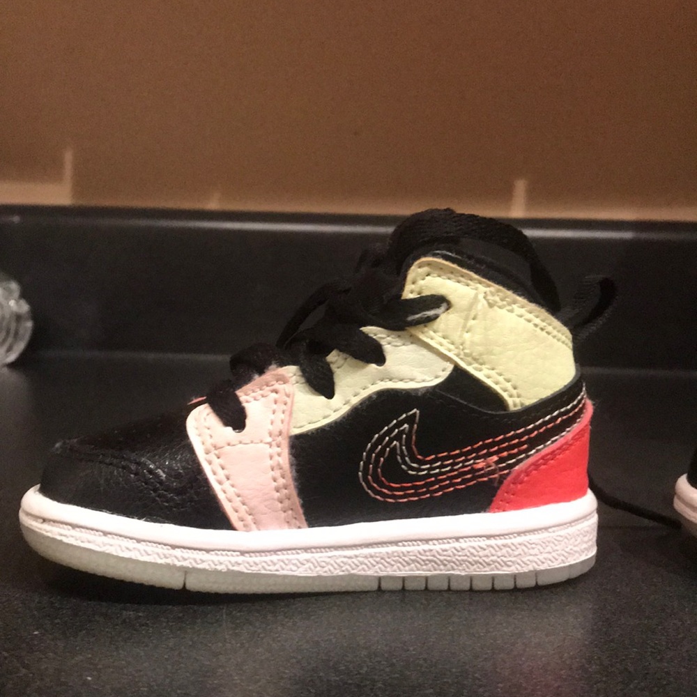 Air Jordan 1